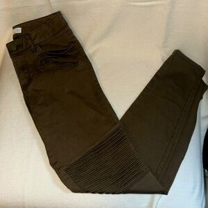 Zara, cropped ankle, army green, moto denim